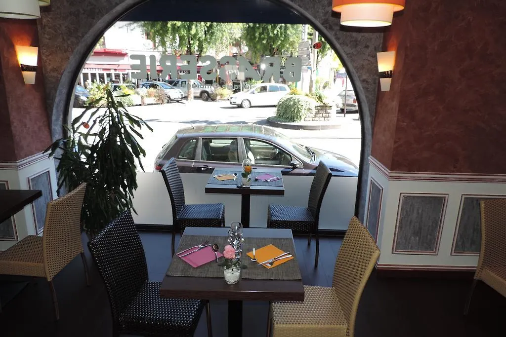 **  Hotel De France Espalion France